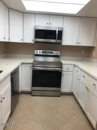 $1,495 | 214 East Ruth Avenue, Unit 307, Phoenix, AZ 85020