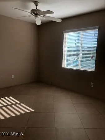$1,450 | 214 East Ruth Avenue, Unit 307, Phoenix, AZ 85020
