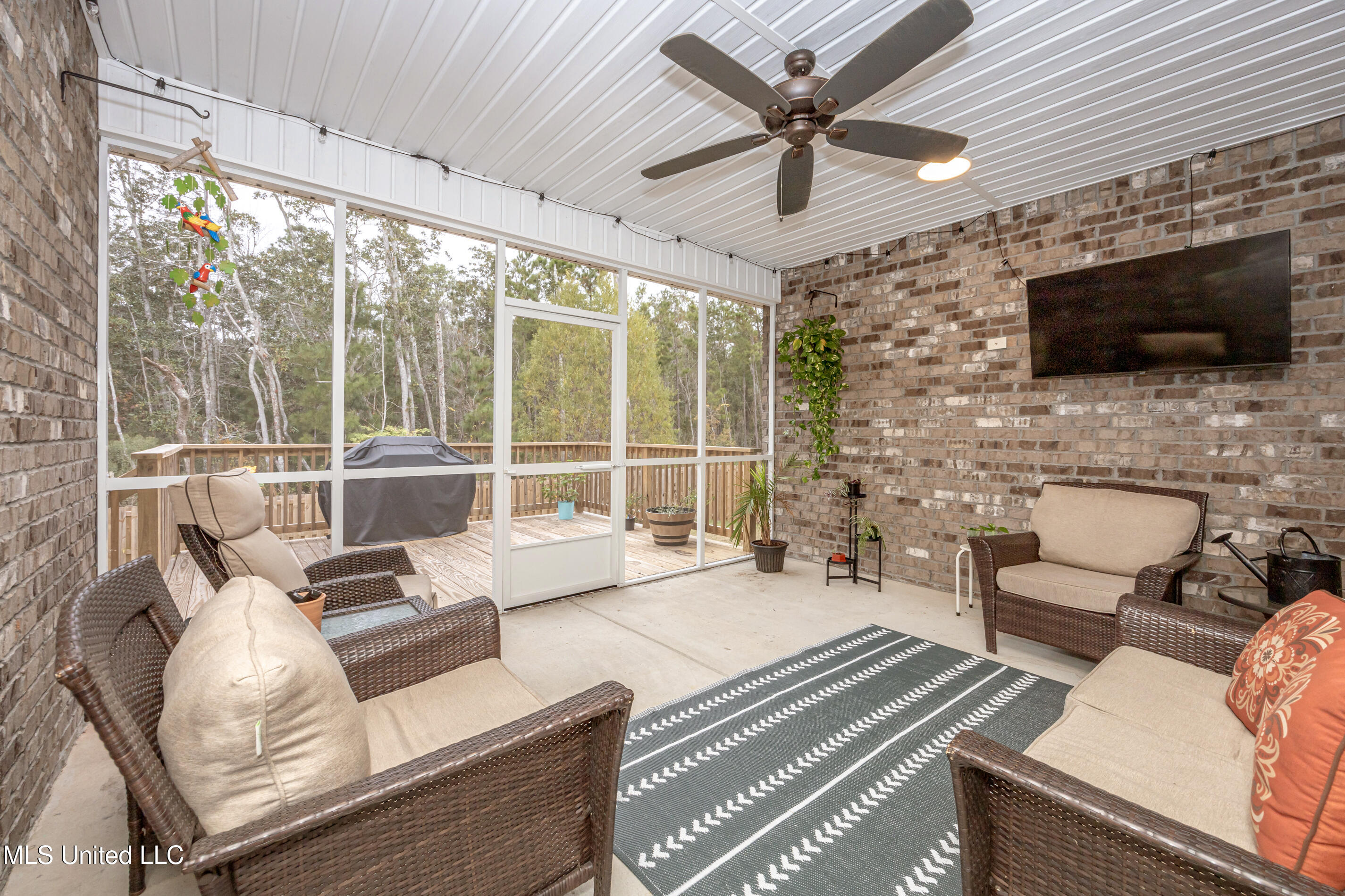 11205 Shorecrest Road Biloxi, MS 39532 - Photo 54 of 68 IMG_4046