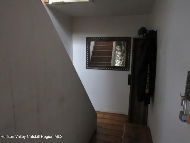 $360,000 | 19 Old Post Road, Esopus, NY 12493