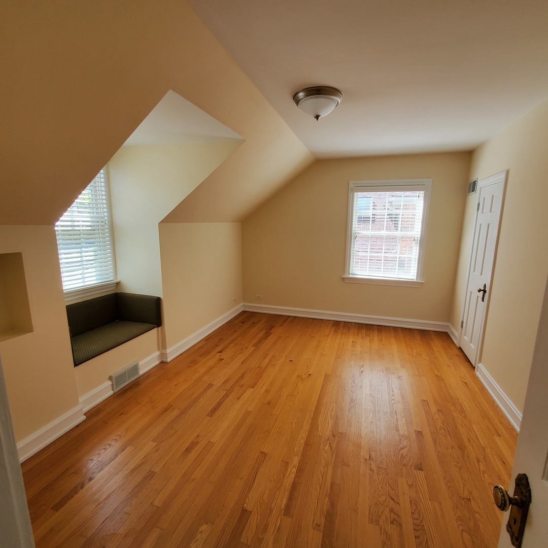 2315 Hutchison Road Flossmoor, IL 60422 - Photo 12 of 19