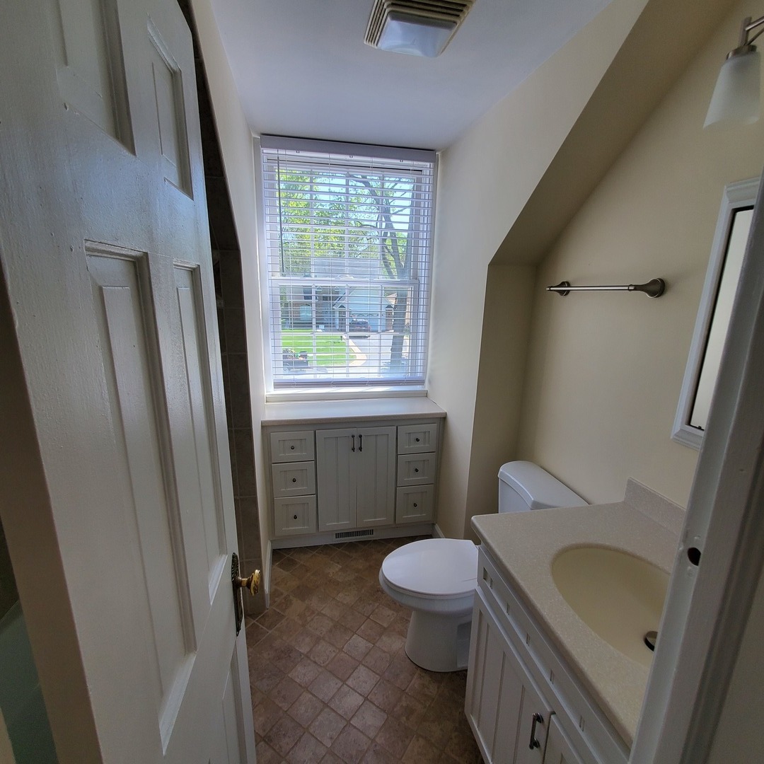 2315 Hutchison Road Flossmoor, IL 60422 - Photo 16 of 19