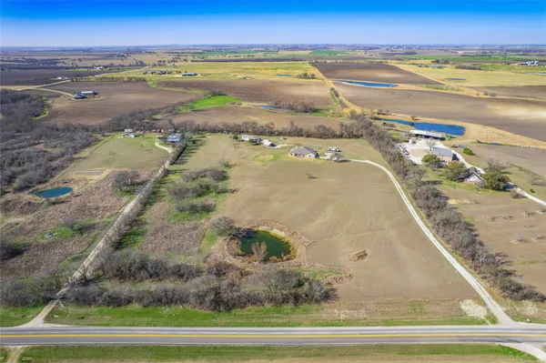 $649,900 | 700 Farm To Market 431, Lott, TX 76656