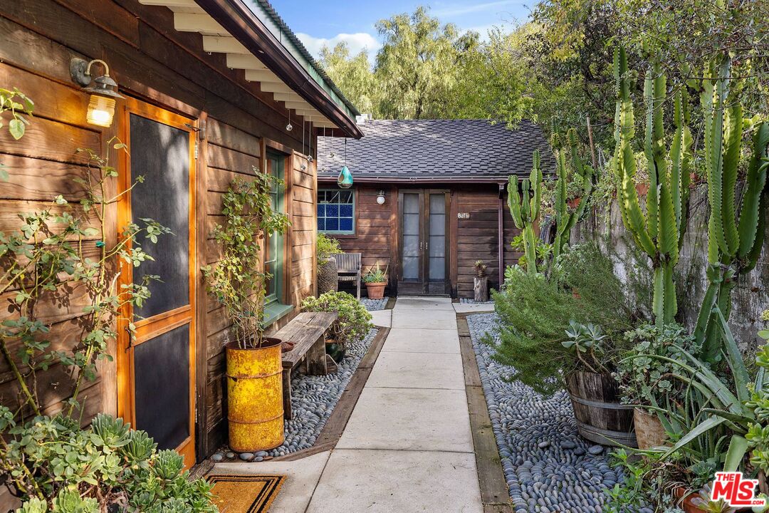 1551 Penny Road Topanga, CA 90290 - Photo 40 of 51