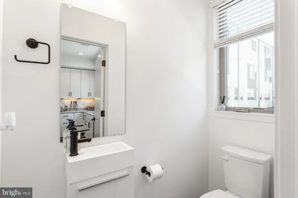 $3,400 | 2006 Northbank Place, Philadelphia, PA 19125