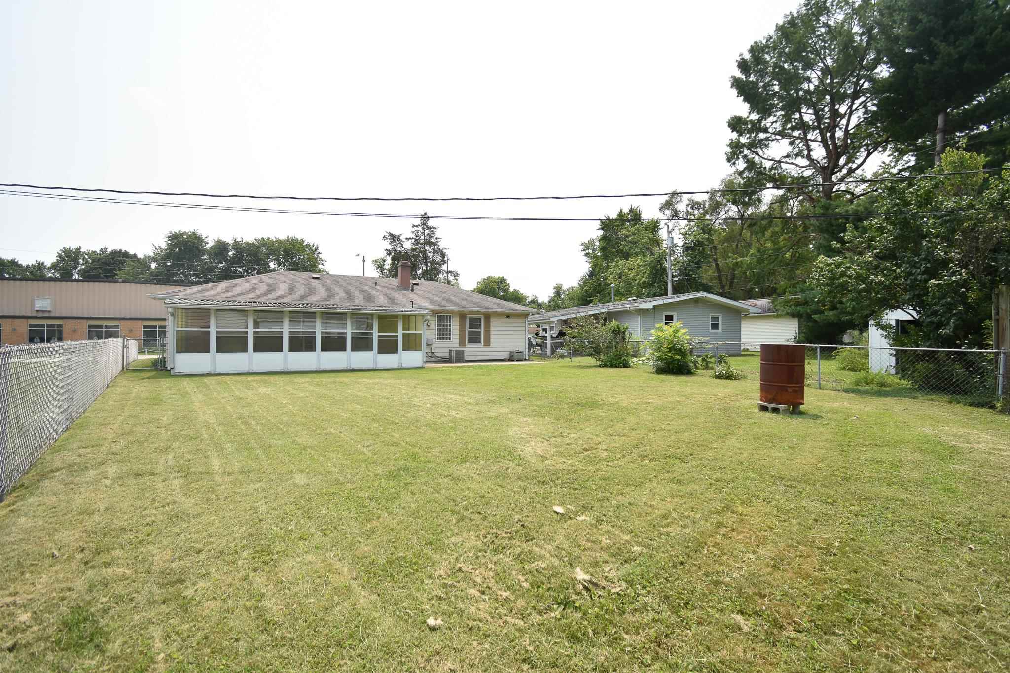 2217 Grant Street Springfield, IL 62703 - Photo 3 of 16