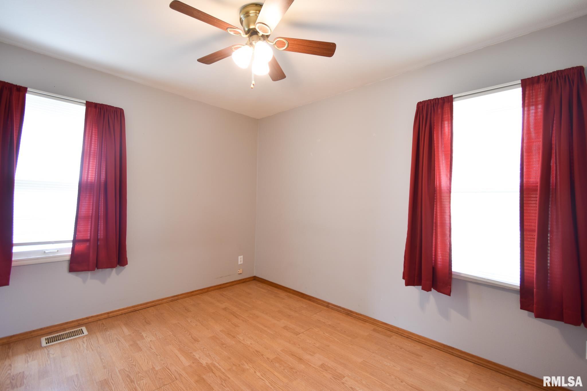 2217 Grant Street Springfield, IL 62703 - Photo 10 of 16