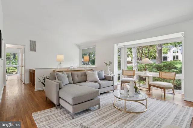 $995,000 | 8300 Tomlinson Avenue, Bethesda, MD 20817