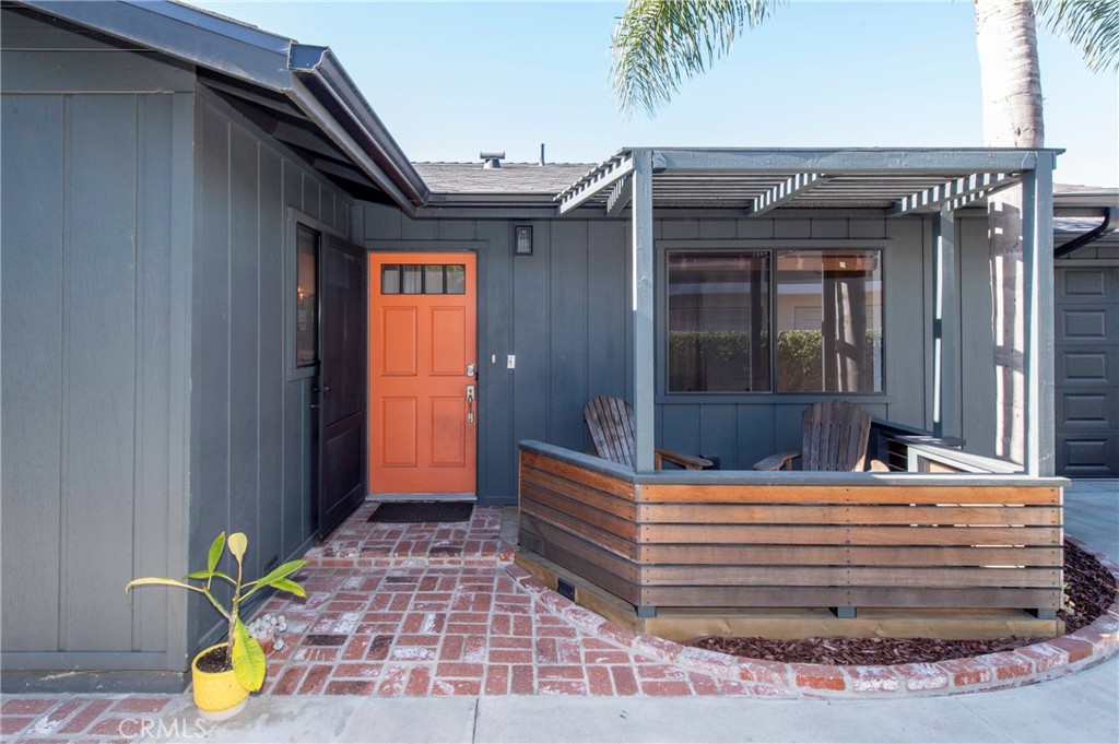 2306 Ruhland Avenue, Unit B Redondo Beach, CA 90278 - Photo 1 of 19