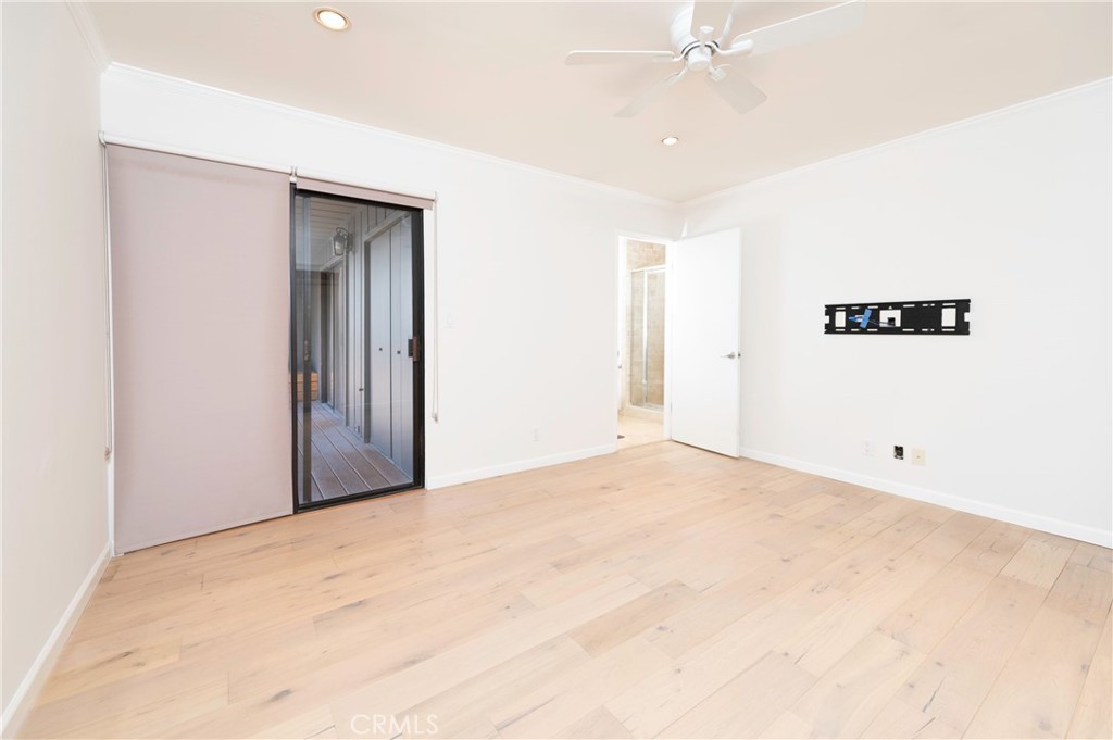 2306 Ruhland Avenue, Unit B Redondo Beach, CA 90278 - Photo 3 of 19