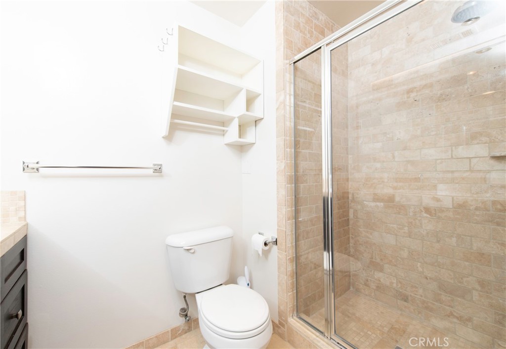 2306 Ruhland Avenue, Unit B Redondo Beach, CA 90278 - Photo 4 of 19