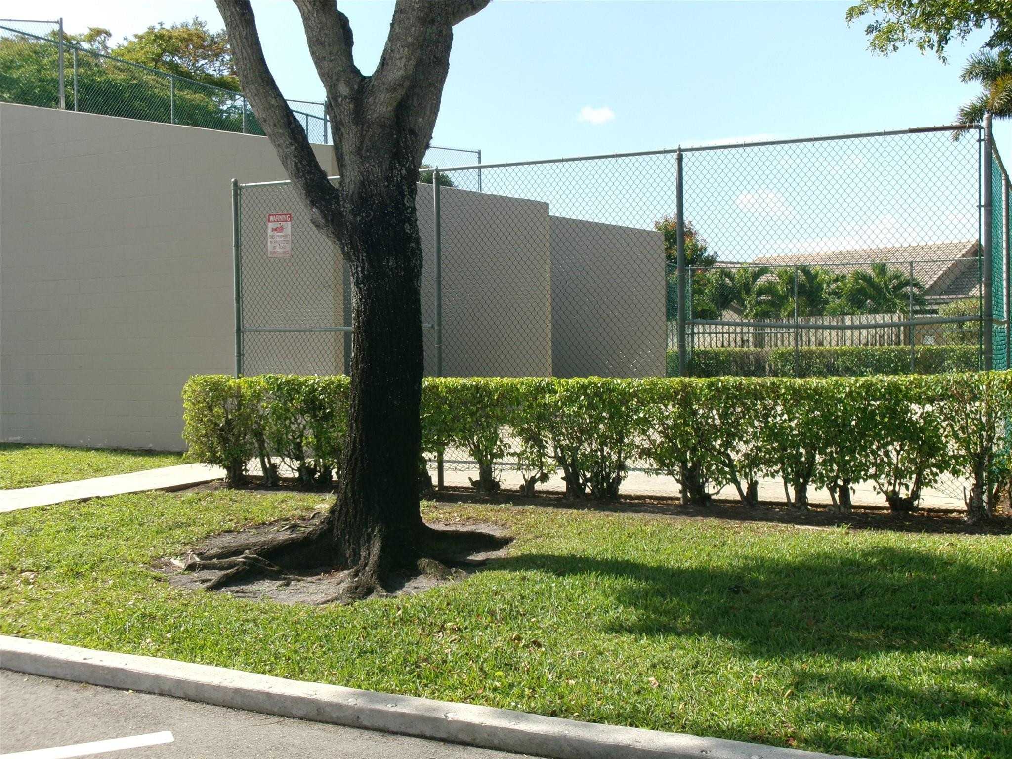 9460 El Clair Ranch Road Boynton Beach, FL 33437 - Photo 28 of 30 Pickleball