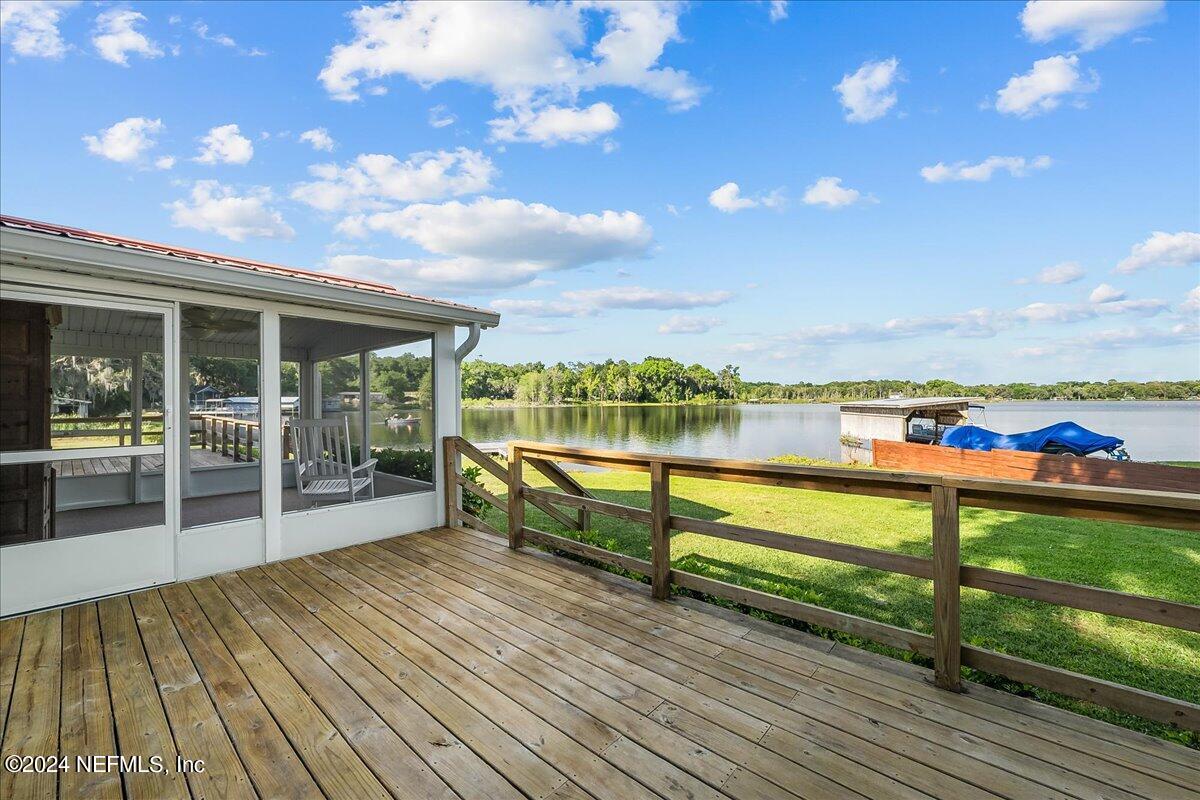 112 Depot Road Hawthorne, FL 32640 - Photo 1 of 32 08-JWLeePhoto-9010