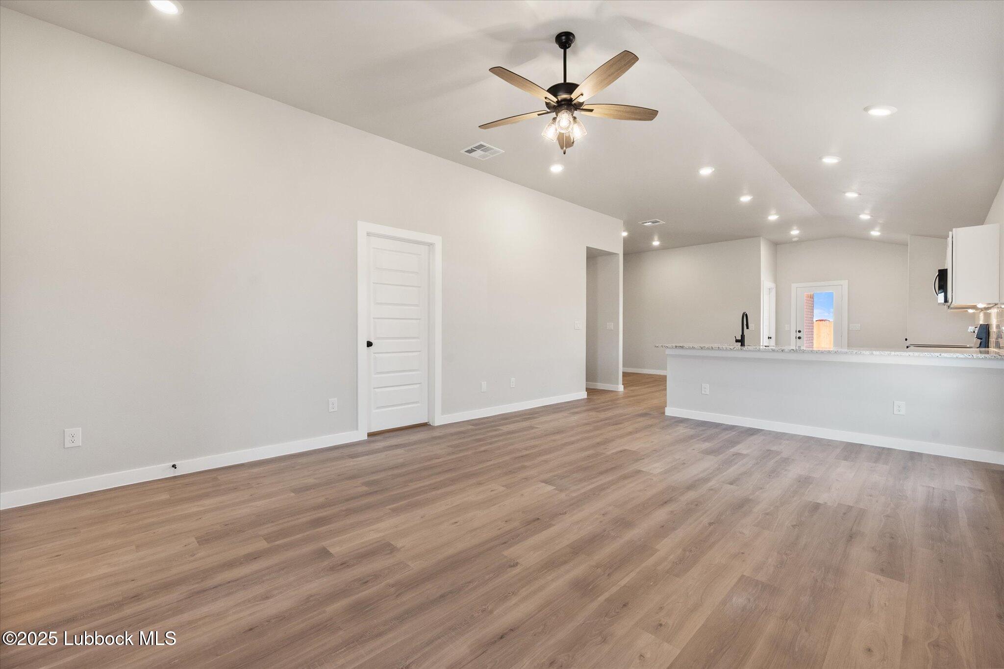 2308 133rd Street Lubbock, TX 79423 - Photo 4 of 17 05-2308 133rd_6709