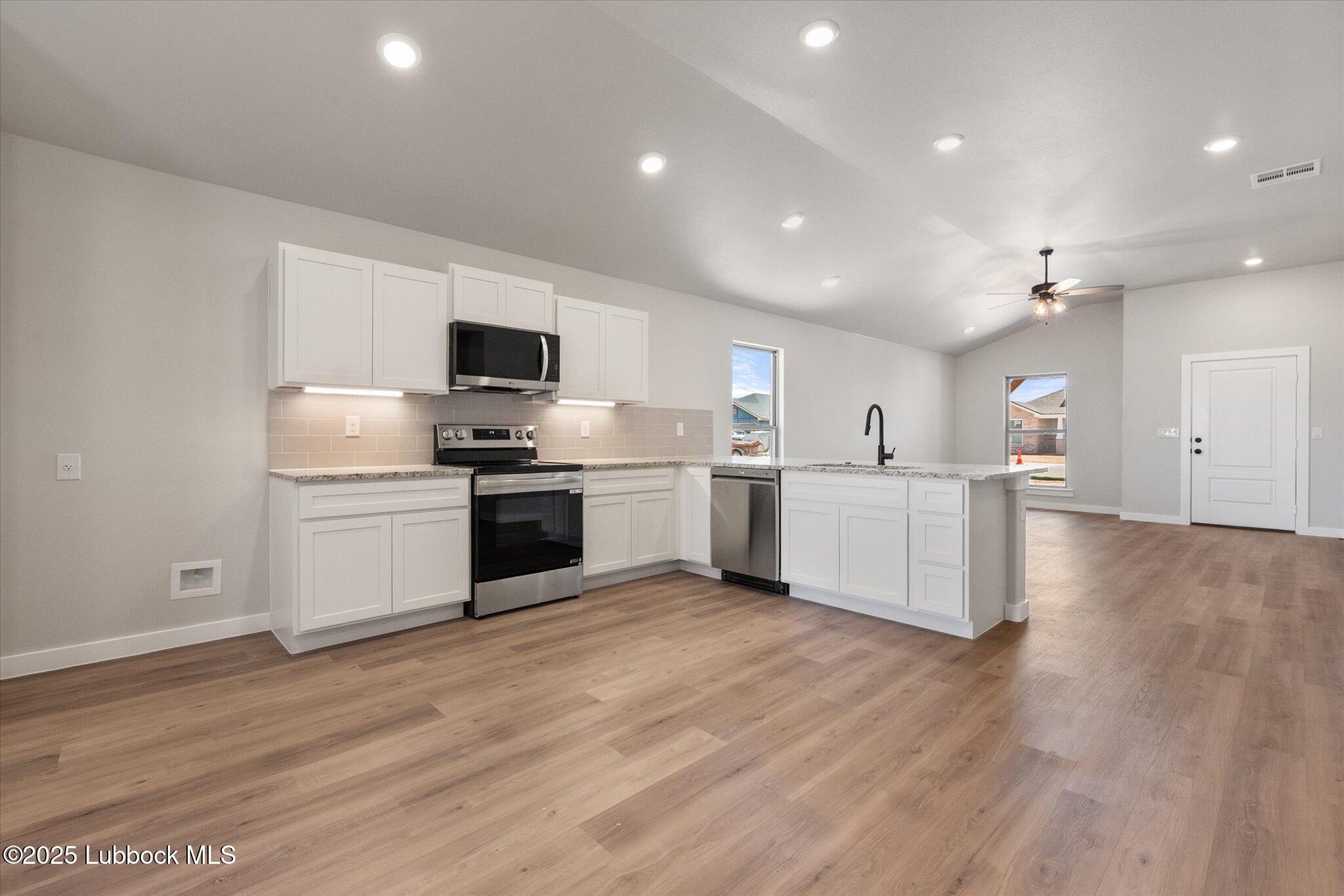 2308 133rd Street Lubbock, TX 79423 - Photo 9 of 17 11-2308 133rd_6739