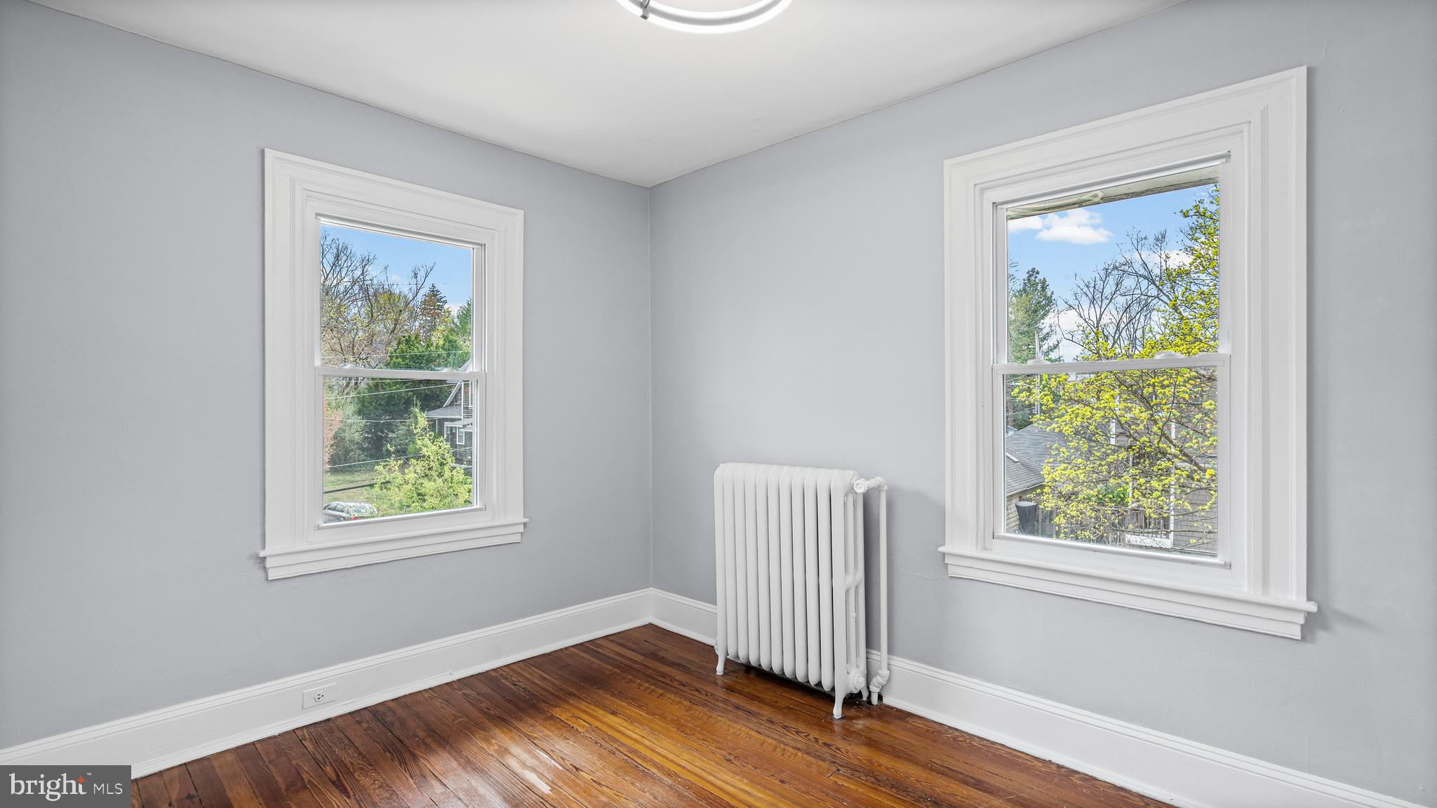 637 Deepdene Road Baltimore, MD 21210 - Photo 23 of 33 Bedroom with Lots of Sunlight