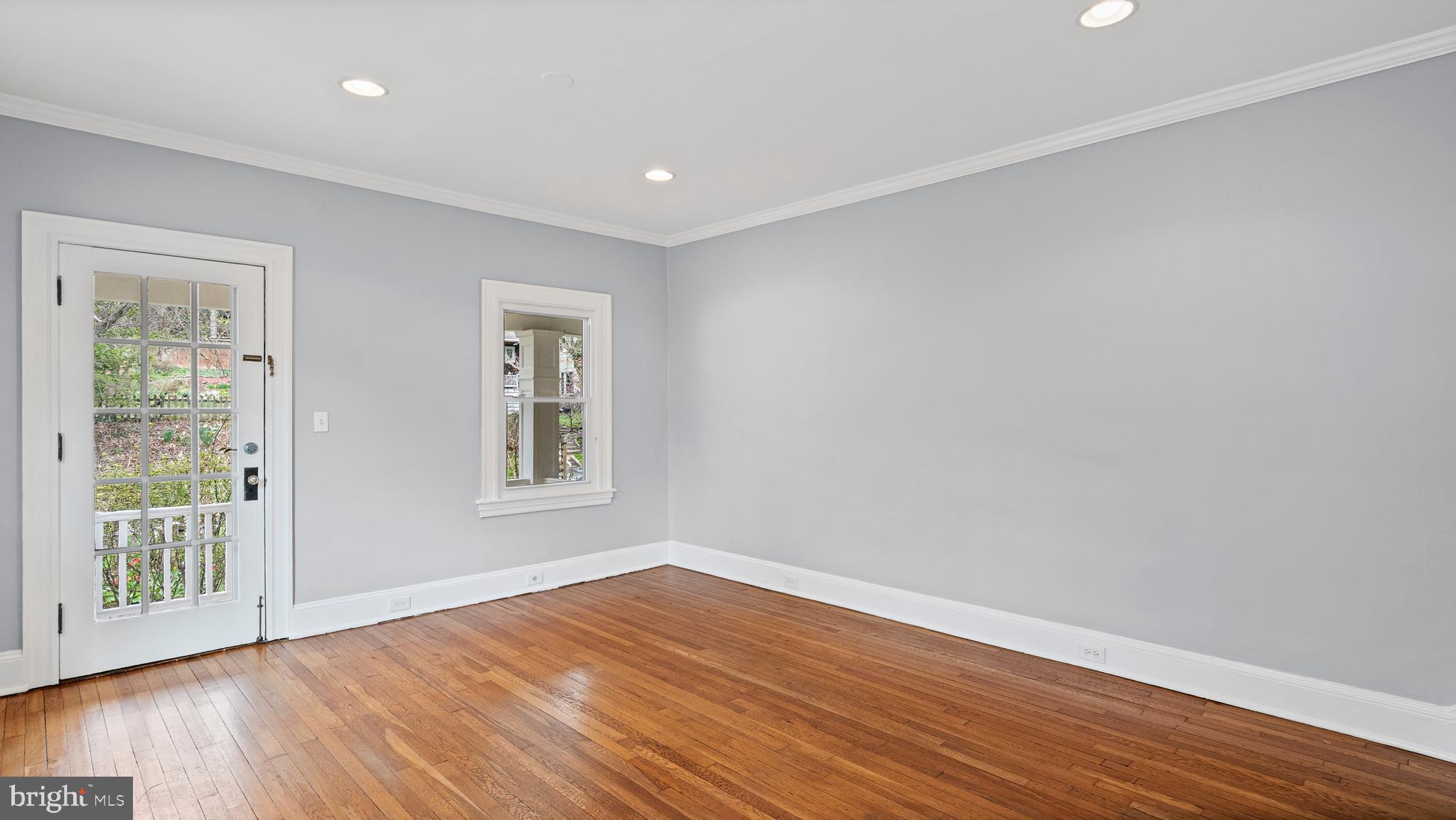 637 Deepdene Road Baltimore, MD 21210 - Photo 5 of 33 Hardwood Floors Throughout