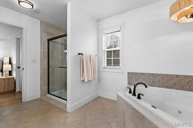 $410,000 | 126 Kingsbrooke Boulevard, Glen Carbon, IL 62034