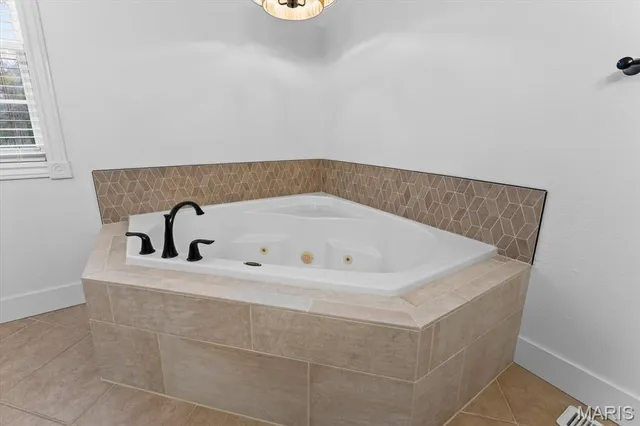 $410,000 | 126 Kingsbrooke Boulevard, Glen Carbon, IL 62034