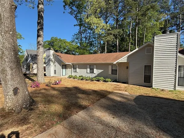 $2,250 | 1601 Walker Street Southeast, Unit A, Smyrna, GA 30080