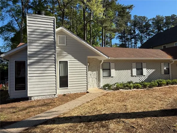 $2,250 | 1601 Walker Street Southeast, Unit A, Smyrna, GA 30080