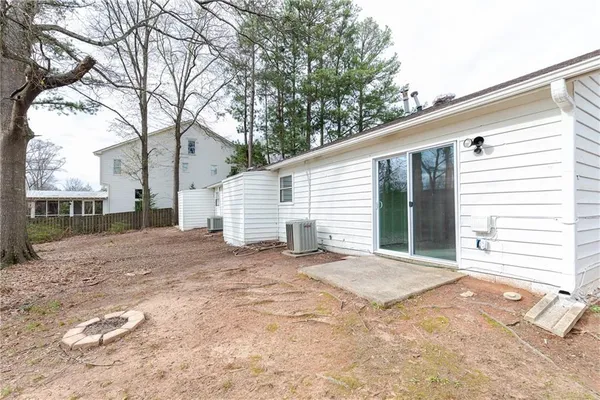 $2,250 | 1601 Walker Street Southeast, Unit A, Smyrna, GA 30080