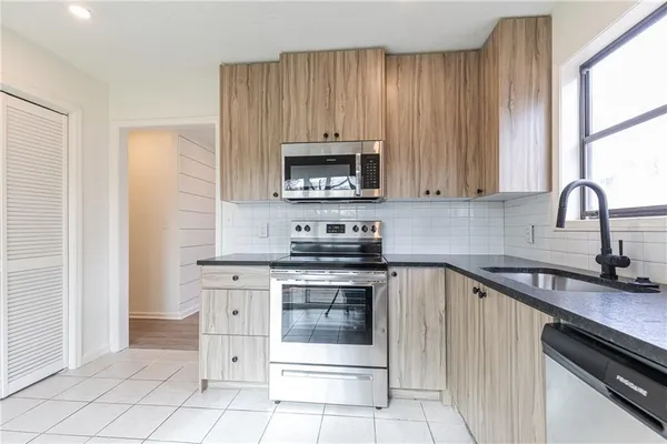 $2,250 | 1601 Walker Street Southeast, Unit A, Smyrna, GA 30080