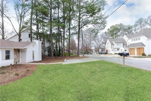 $2,250 | 1601 Walker Street Southeast, Unit A, Smyrna, GA 30080