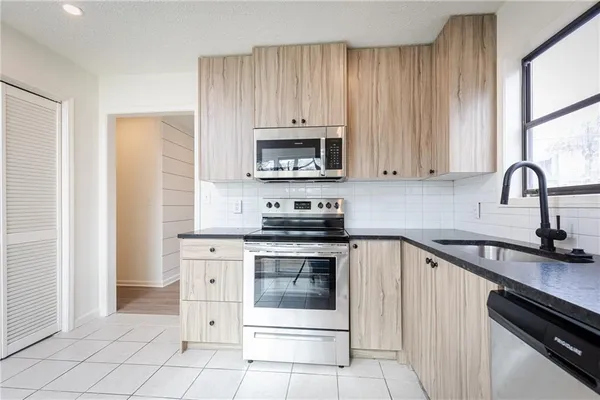$2,250 | 1601 Walker Street Southeast, Unit A, Smyrna, GA 30080