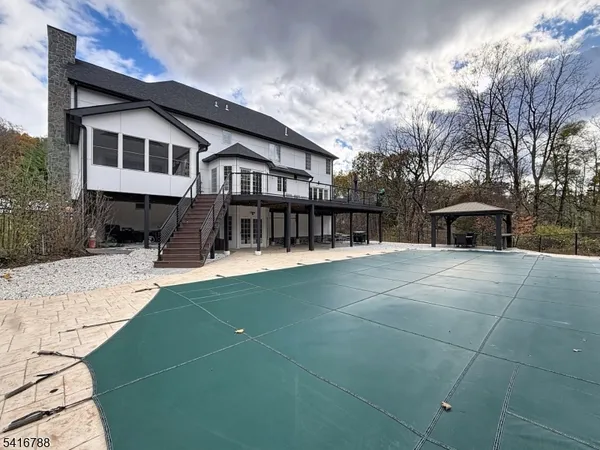 $2,100,000 | 99 Lambert Drive, Sparta, NJ 07871