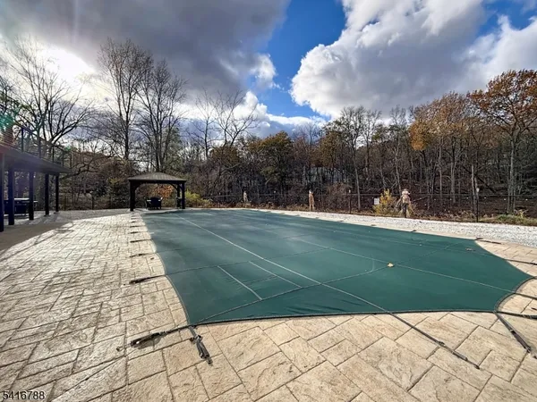 $2,100,000 | 99 Lambert Drive, Sparta, NJ 07871