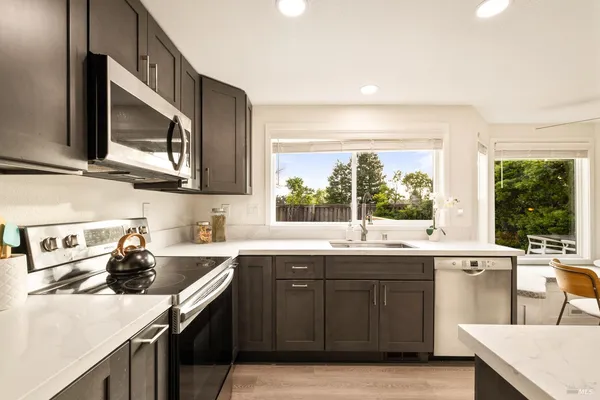 $649,000 | 2545 Vista Grande, Fairfield, CA 94534