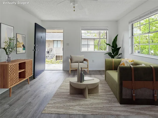 $2,050 | 6617 Southwest 10th Street, Unit 5, West Miami, FL 33144