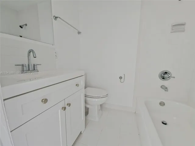 $2,050 | 6617 Southwest 10th Street, Unit 5, West Miami, FL 33144