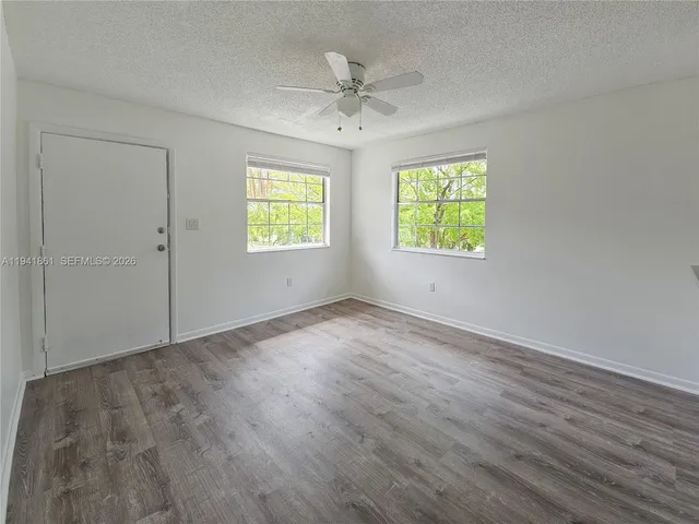 $2,050 | 6617 Southwest 10th Street, Unit 5, West Miami, FL 33144