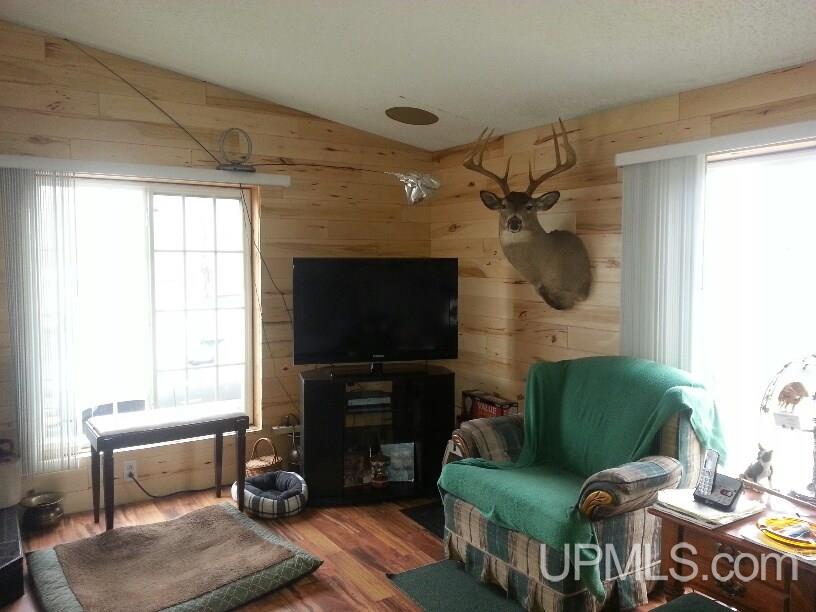 6952 M139 Long Lake, WI 54542 - Photo 5 of 20