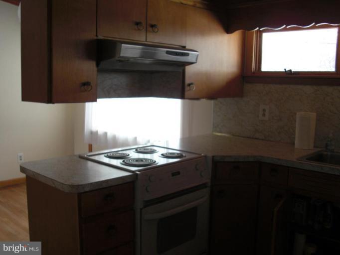 154 Westminster Road Reisterstown, MD 21136 - Photo 8 of 9 Kitchen