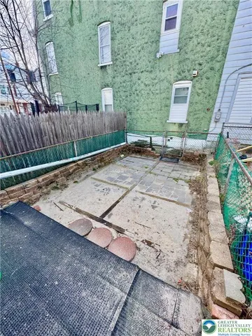 $1,995 | 744 St John Street, Allentown, PA 18103