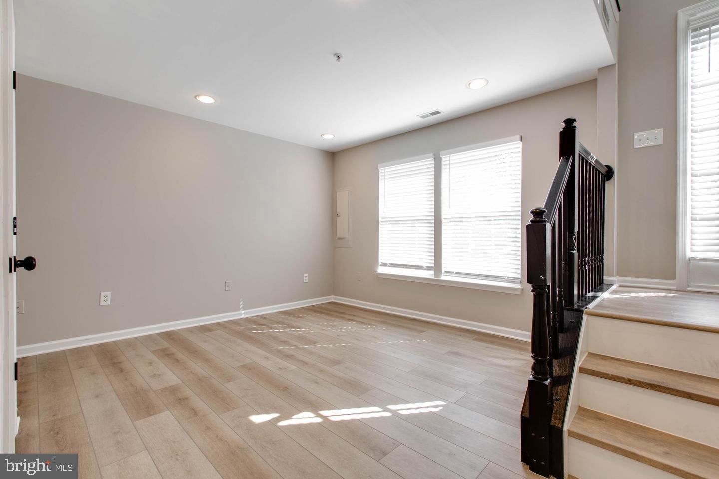 9 Caterham Court Rosedale, MD 21237 - Photo 7 of 29