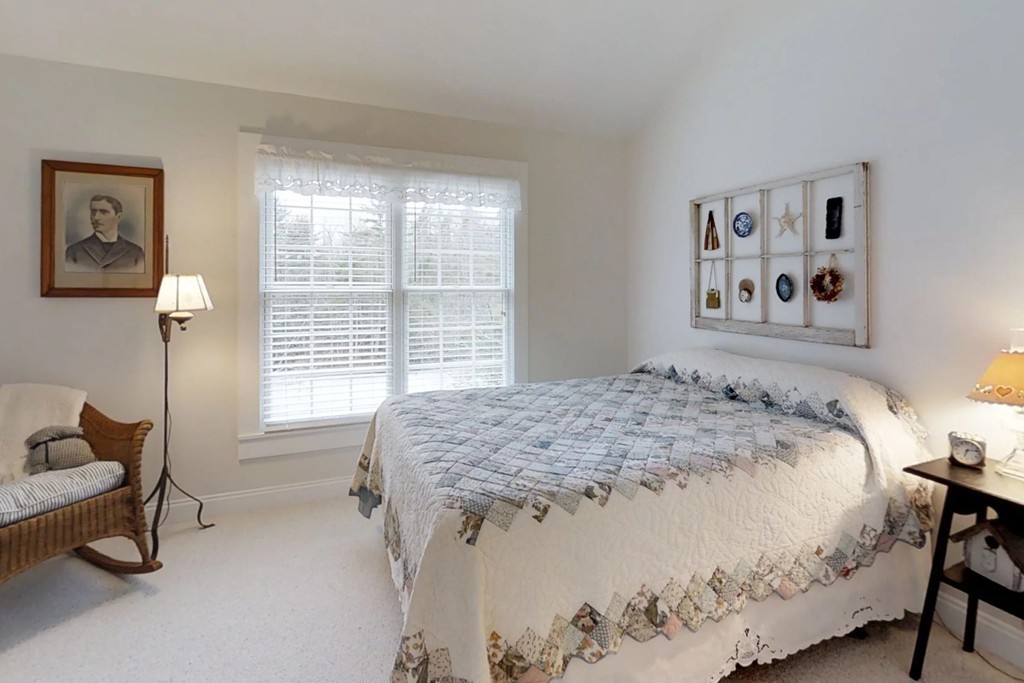 430 Mashapaug Road Holland, MA 01521 - Photo 23 of 30