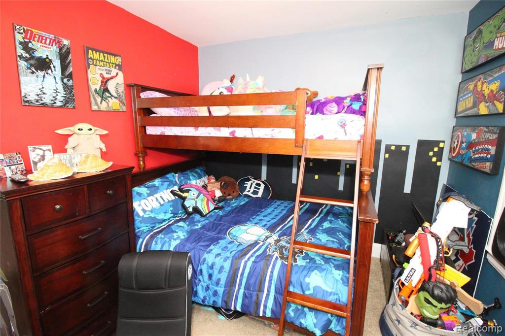 1376 Bedford Road Grosse Pointe Park, MI 48230 - Photo 32 of 49
