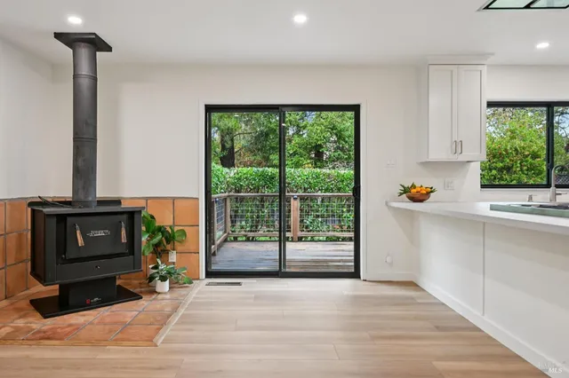 $895,000 | 18787 Gillman Drive, Sonoma, CA 95476