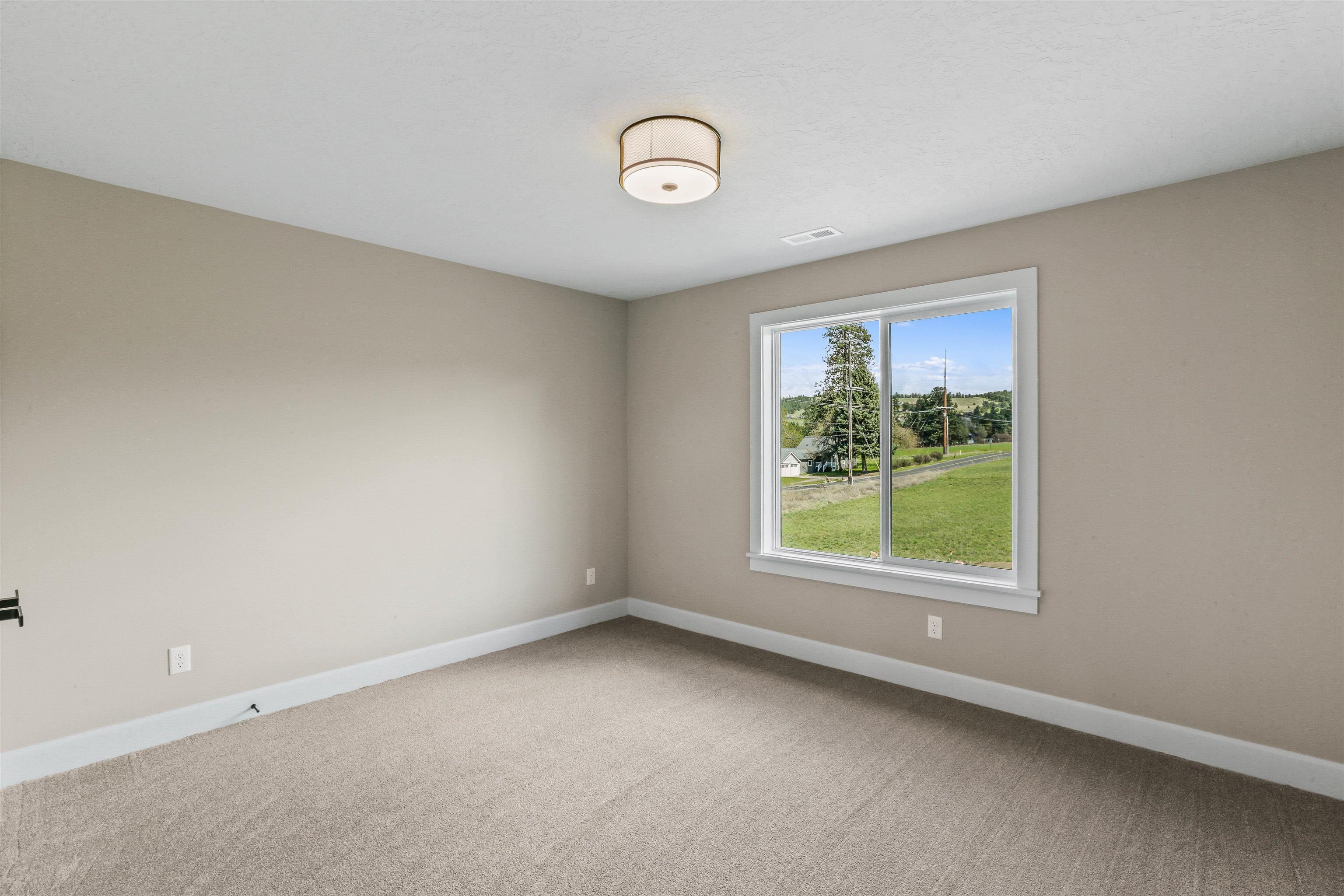 3757 South Aldo Road Spokane, WA 99223 - Photo 22 of 28