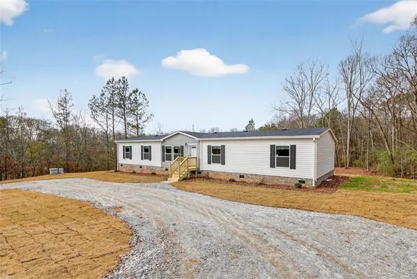 $269,900 | 533 Pearwood Road, Royston, GA 30662