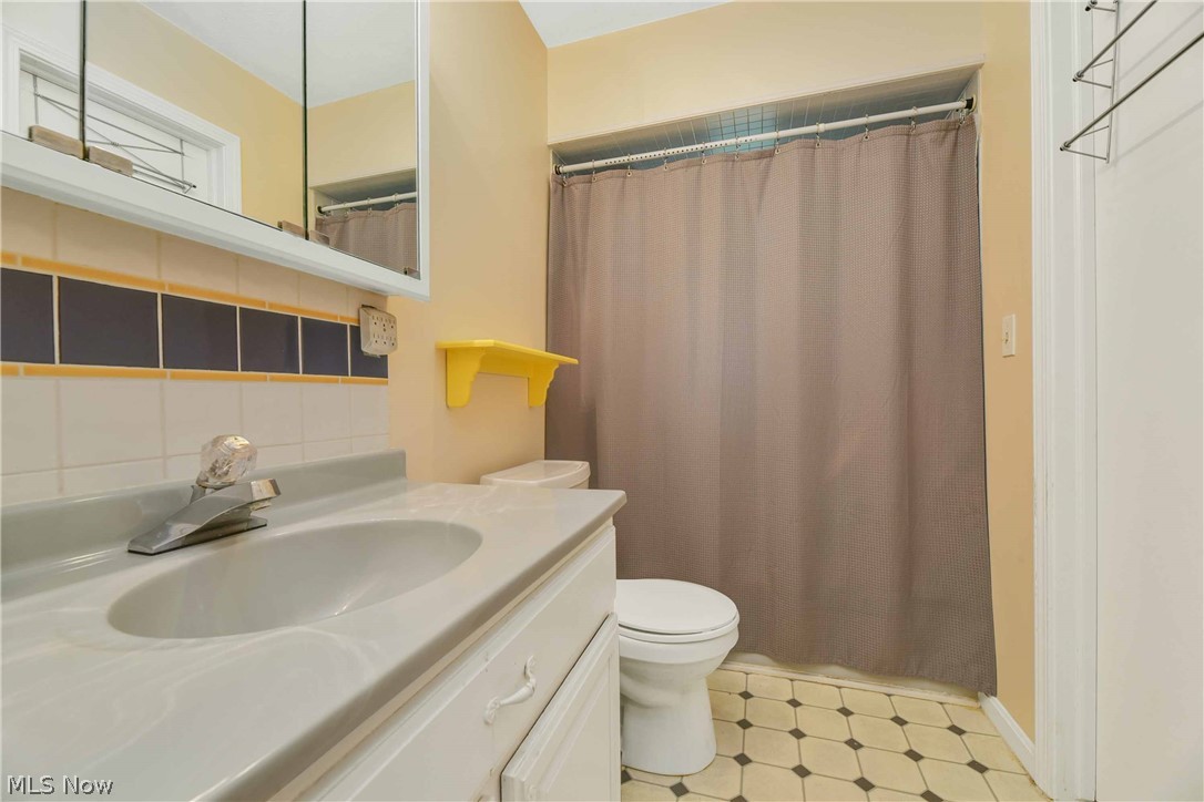 5631 Lear Nagle Road North Ridgeville, OH 44039 - Photo 18 of 34