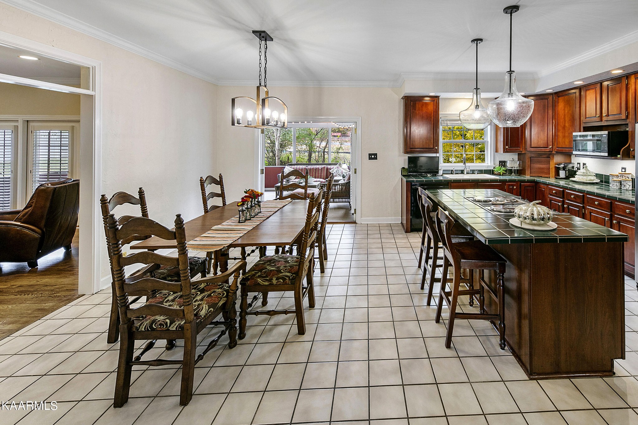 9211 Colchester Ridge Road Knoxville, TN 37922 - Photo 12 of 43 Gallery Image 12