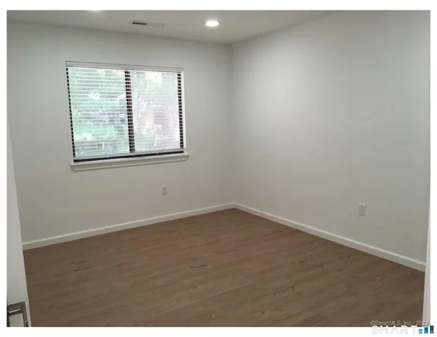 $2,750 | 3 Woods Hollow Court, Unit 3, Avon, CT 06001