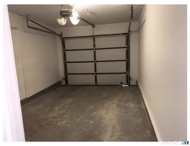 $2,750 | 3 Woods Hollow Court, Unit 3, Avon, CT 06001