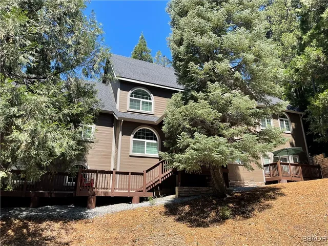 $1,190,000 | 27312 Little Bear Road, Lake Arrowhead, CA 92352