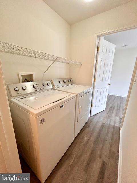 2005 Greystone Drive Lebanon, PA 17042 - Photo 10 of 35 a utility room with dryer and washer